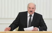Лукашенко предупреждает о недопустимости невнимательного отношения к людям при борьбе с АЧС Лукашенко предупреждает о недопустимости невнимательного отношения к людям при борьбе с АЧС