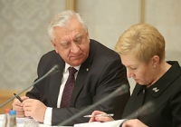 Правительство Беларуси в 2014 году сделает упор на эффективность работы предприятий Правительство Беларуси в 2014 году сделает упор на эффективность работы предприятий